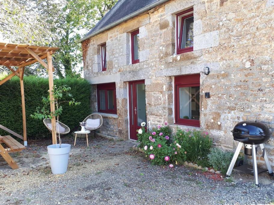 Le Gite De La Menuiserie Maisoncelles-la-Jourdan Bagian luar foto