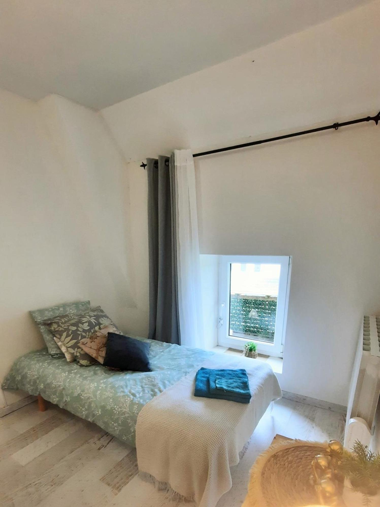 Le Gite De La Menuiserie Maisoncelles-la-Jourdan Bagian luar foto